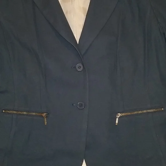 Ann Taylor Loft Blazer - Picture 2 of 8